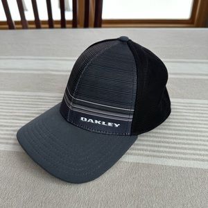 Oakley hat